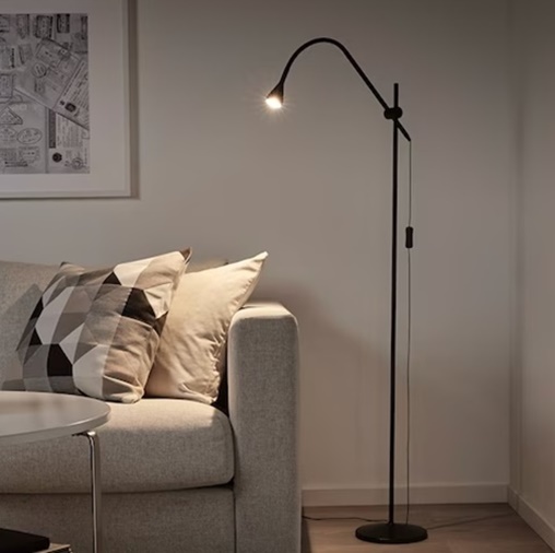 Lo amas o lo odias: el sillón amarillo de Ikea que cambia todo tu espacio