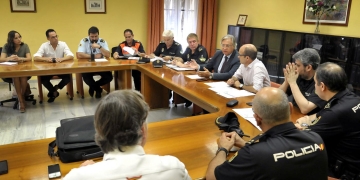 el gobierno pretende cerrar la propuesta de carrera oficial el viernes