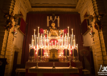 A la luz de las Velas Angustias 8