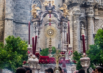 Corpus de Minerva / Fernando Morales