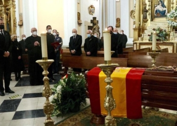 rey capilla ardiente 990x556 1