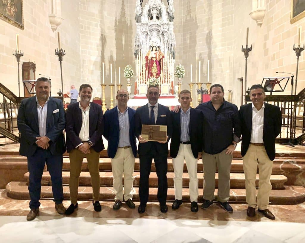 El capataz Tomás Sampalo recibe el Premio Trabajadera 2021 IMG 3666