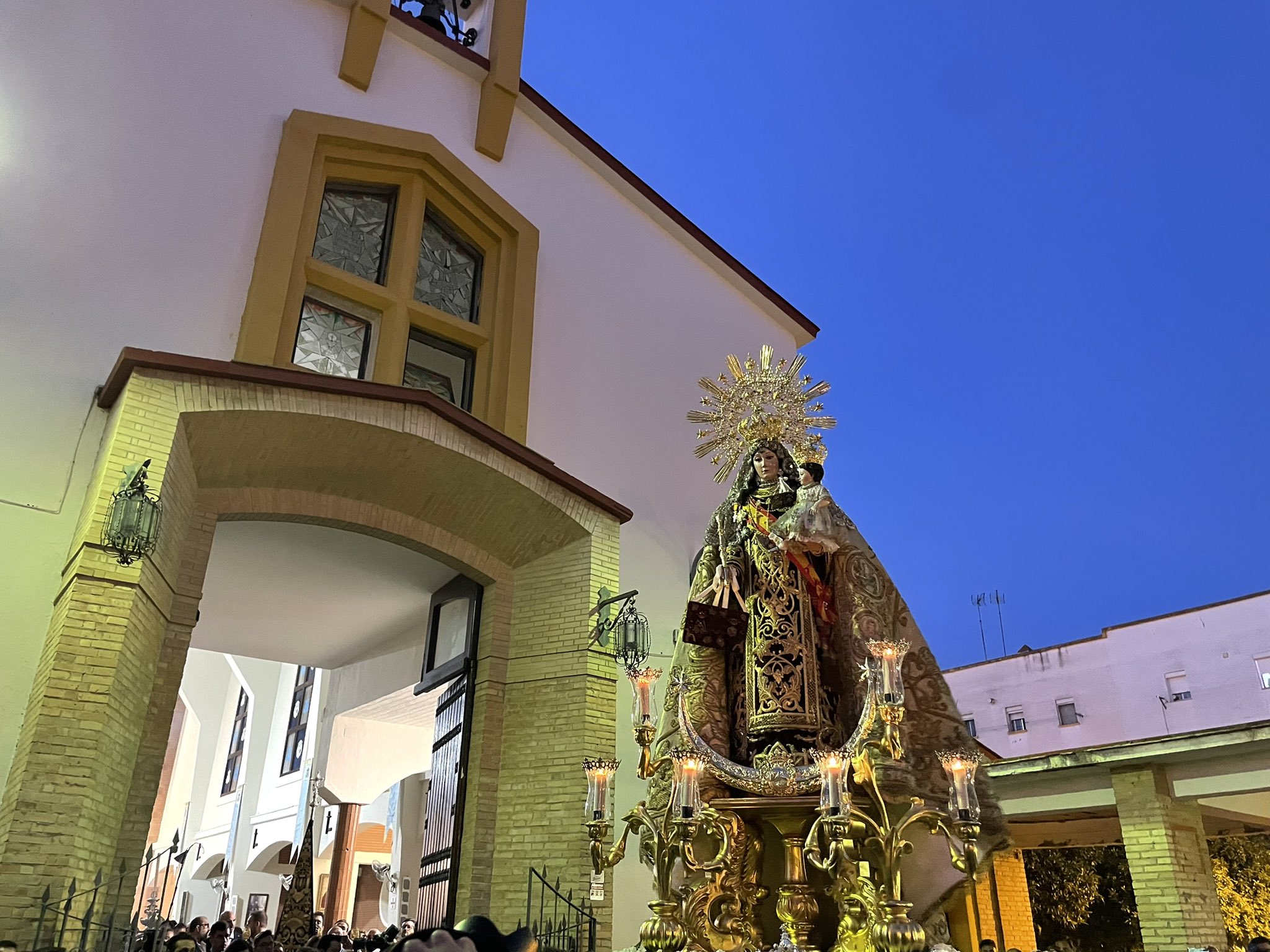La Virgen del Carmen, a su llegada a Las Viñas / Hermandad de la Exaltación