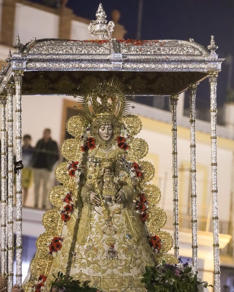 Precipitada recogida de la Virgen del Rocío 286388630 5111095755606157 5778114865016774050 n